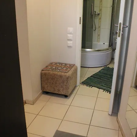 With Private Entrance And Free Parking * Tallin